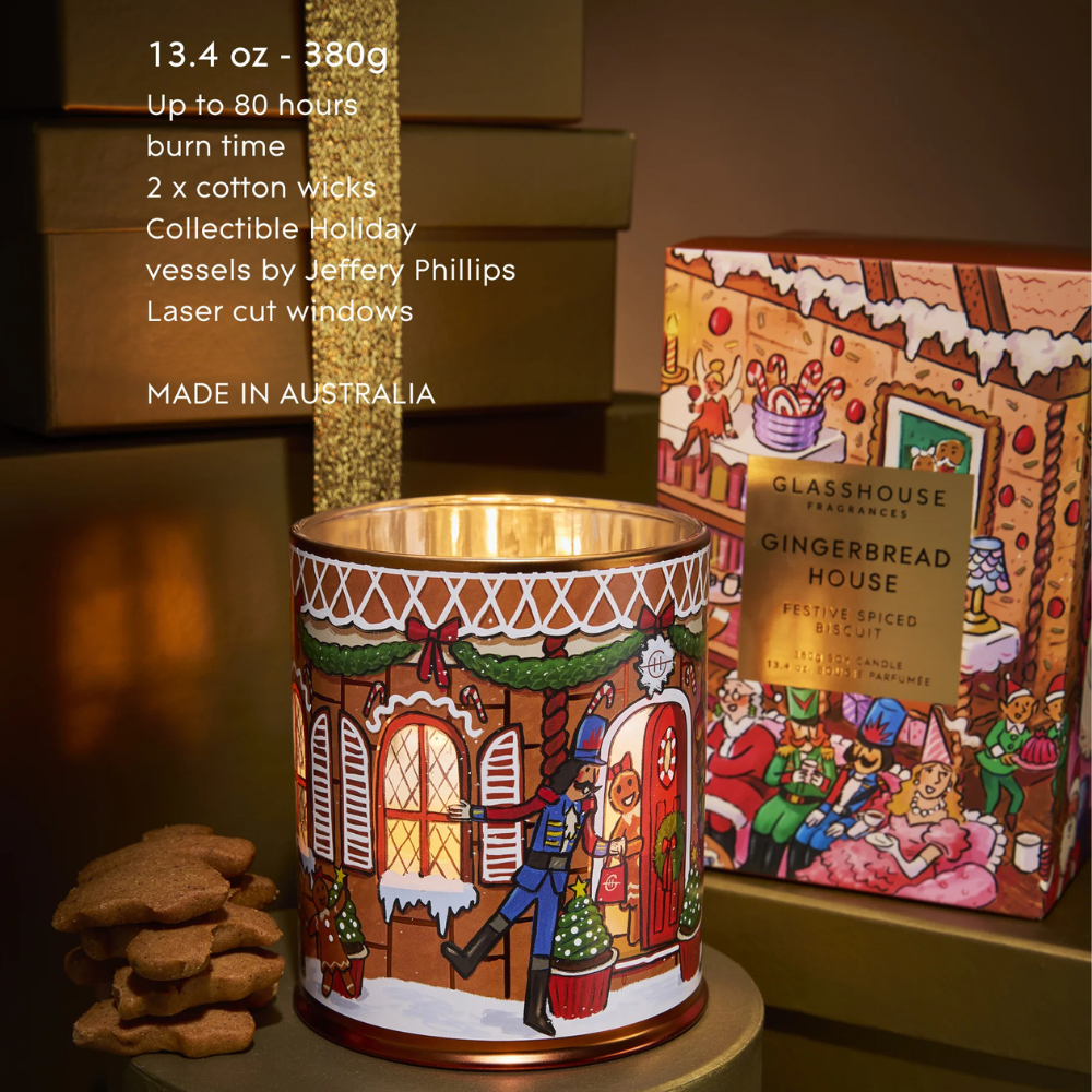 Gingerbread House Candle 380g
